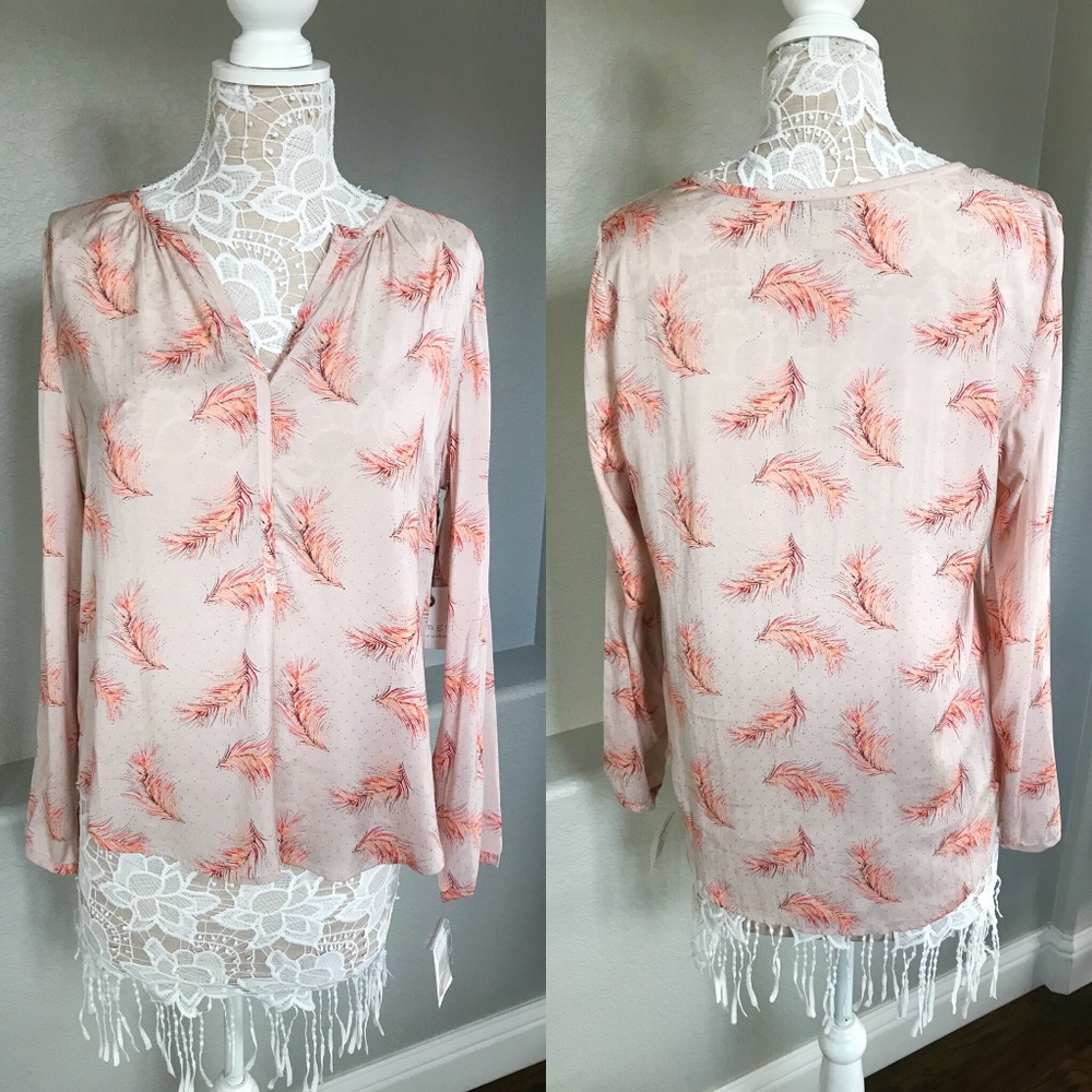 Hinge at Nordstrom Feathered Spray Print Top